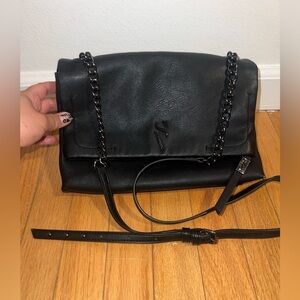 Simply Vera Vera Wang Black Shoulder Bag with Chain Strap